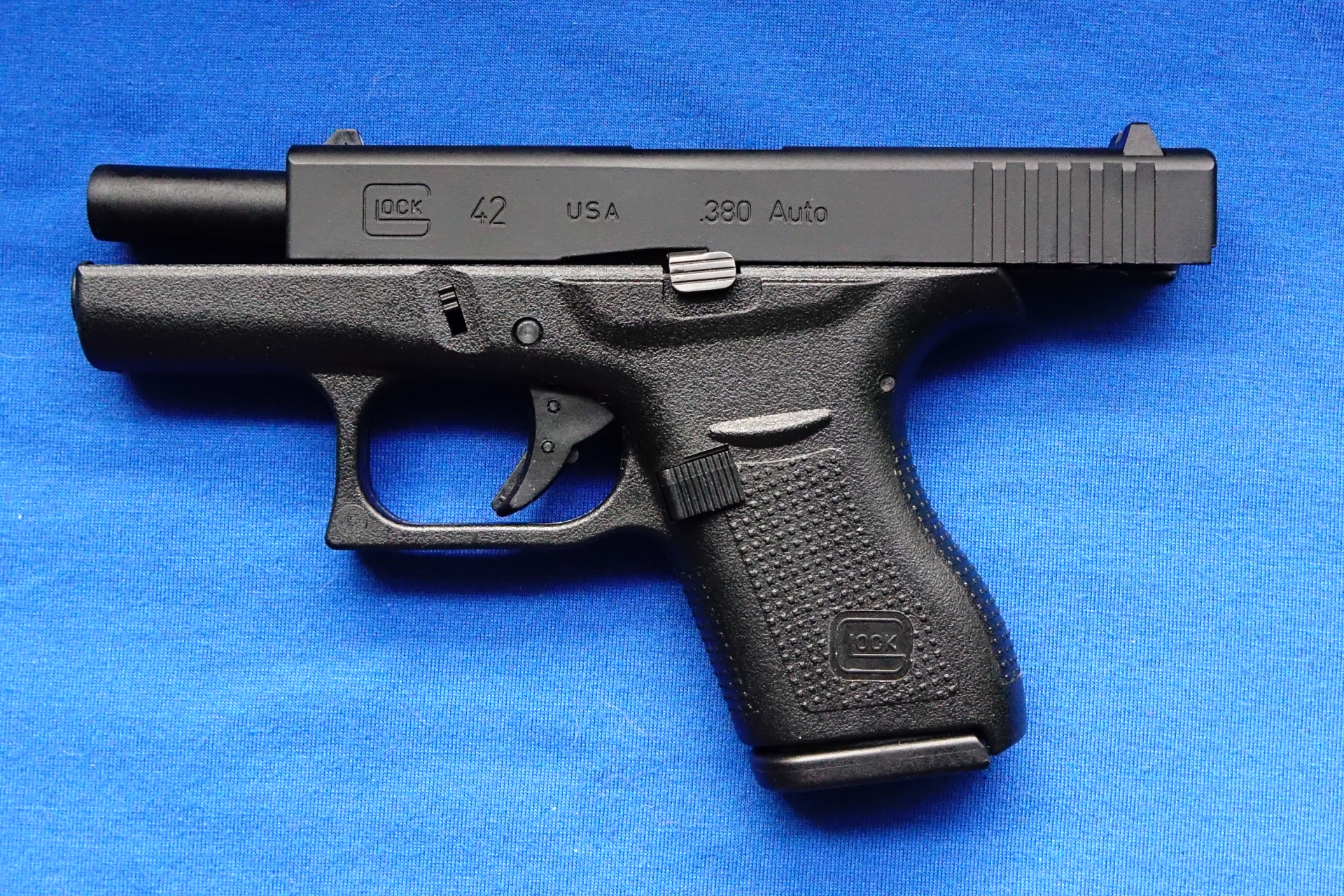 Glock 42 GBB Airsoftpistole + CYTAC Holster – Bild 3