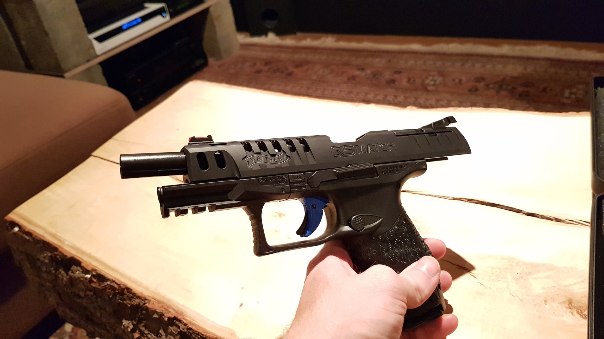 Walther Q5 Match - 9mm - mit Holster und Magazine – Bild 2