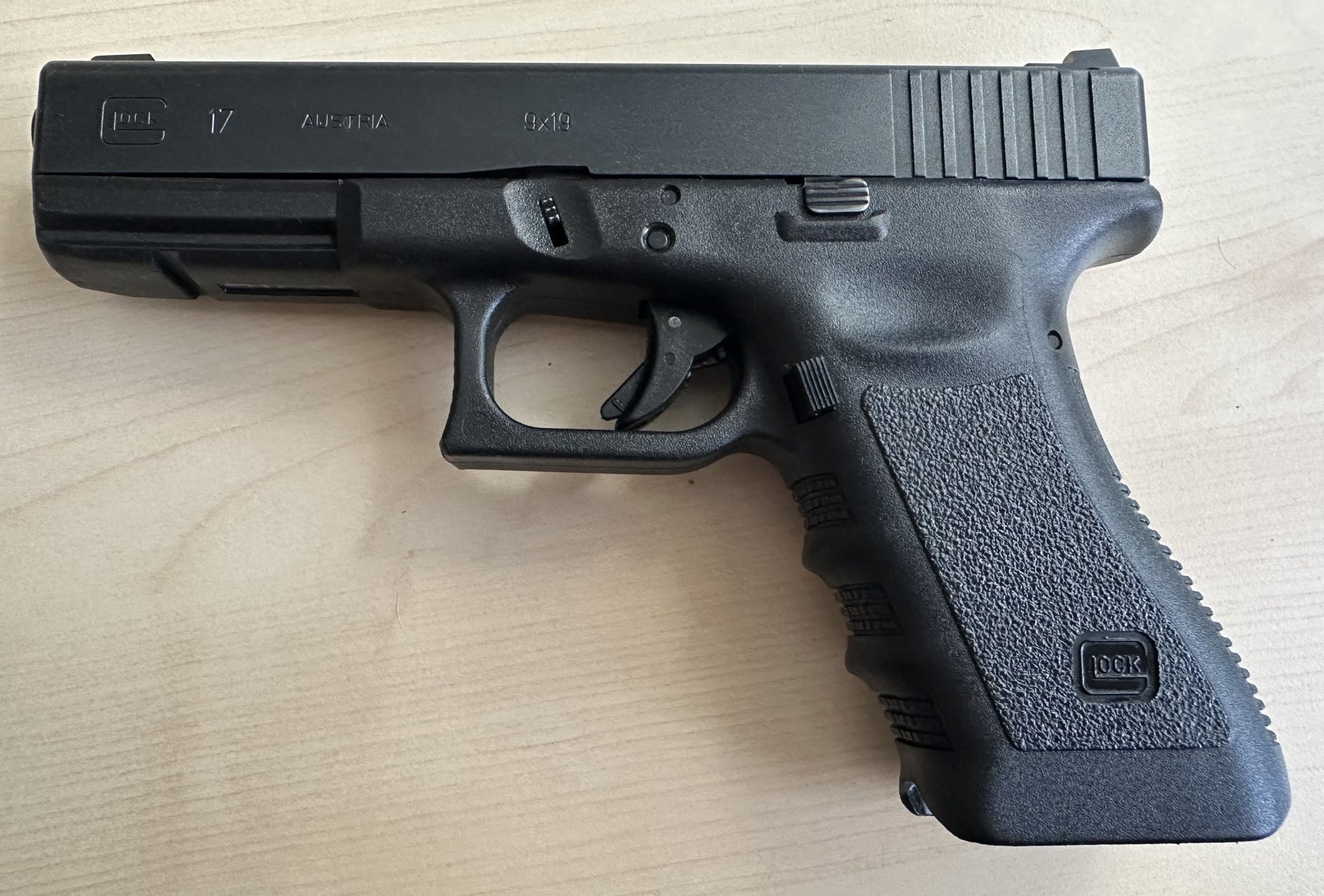Glock 17 Gen. 3 mit viel Zubehör – Bild 1