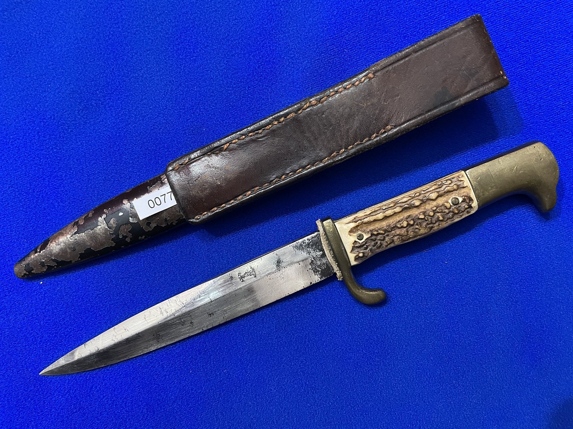 Kampfmesser/Grabendolch mit Hirschhorn-Griffschalen 1914 - 1918 – Bild 2