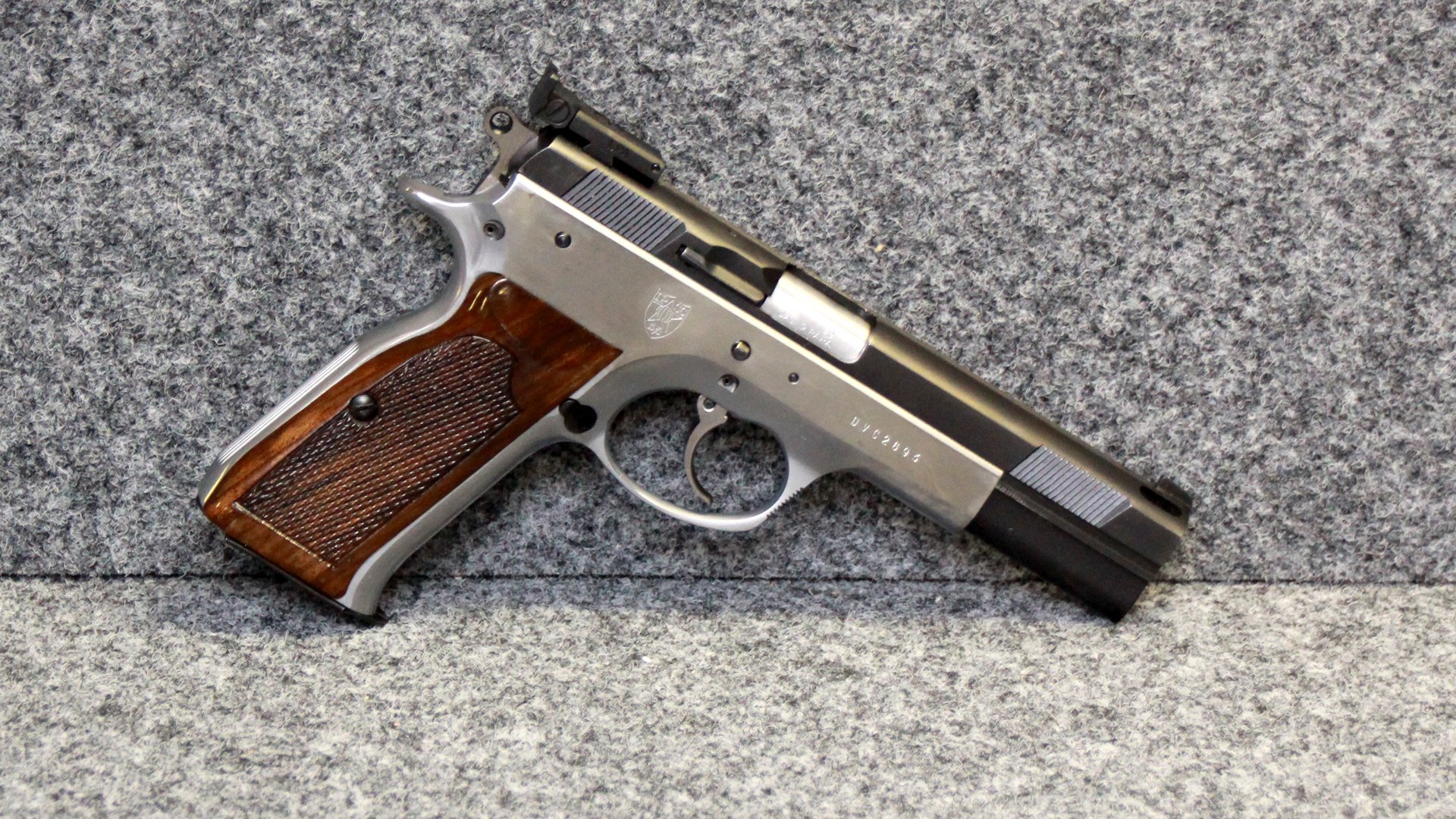 Tanfoglio "Ultra" Model I.P.S.C. Approved 9mm Para – Sportpistole mit Koffer (Hinweis: Repetierstöru – Bild 2