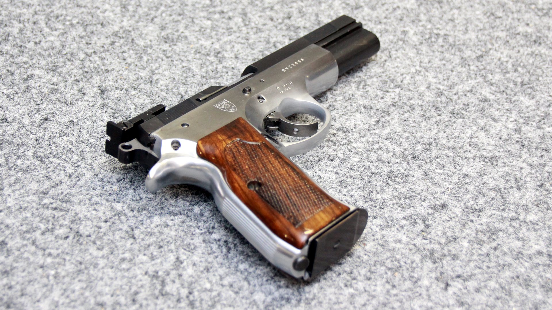 Tanfoglio "Ultra" Model I.P.S.C. Approved 9mm Para – Sportpistole mit Koffer (Hinweis: Repetierstöru – Bild 3