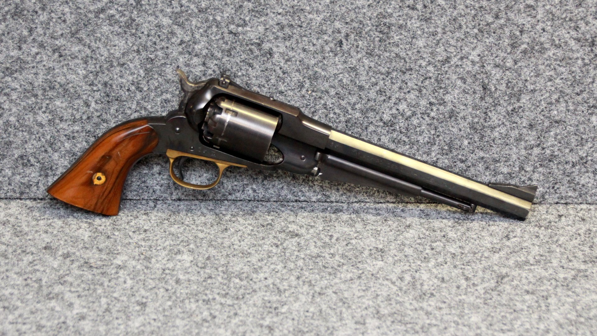 Uberti Mod. 1858 New Army Target Kal. .44 Schwarzpulver – Perkussionsrevolver im Originalkarton – Bild 2
