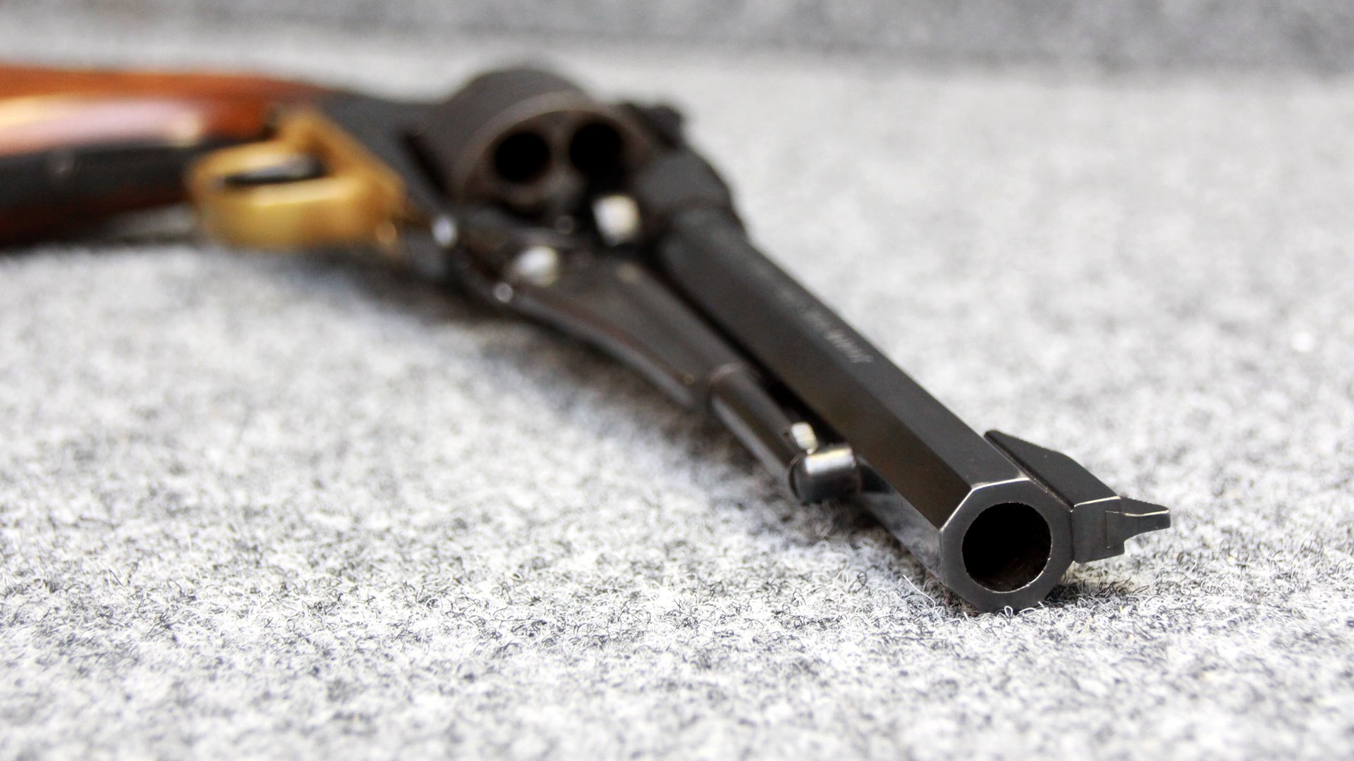 Uberti Mod. 1858 New Army Target Kal. .44 Schwarzpulver – Perkussionsrevolver im Originalkarton – Bild 4
