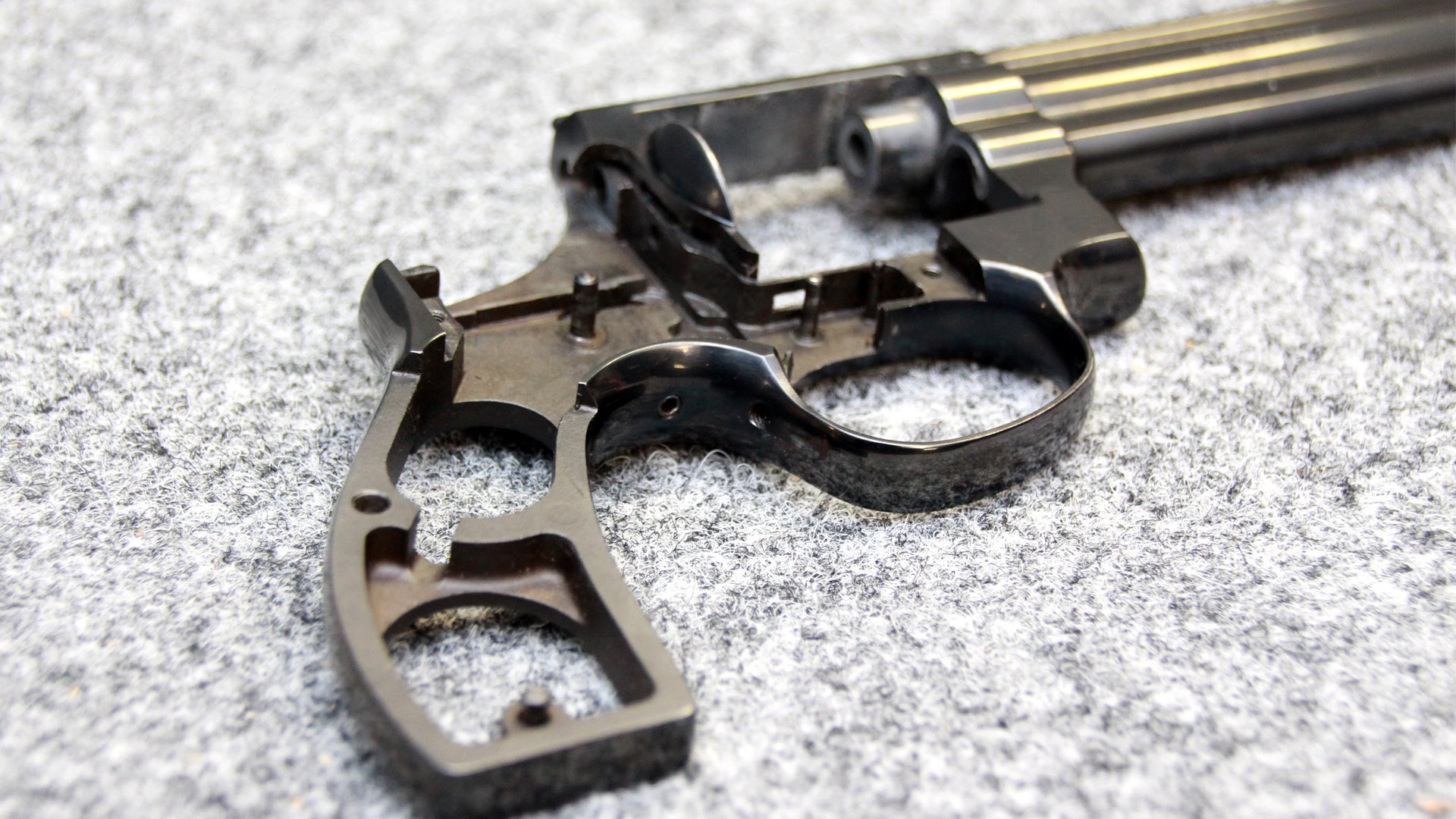 Erma-Werke Mod. ER772 Kal. .22 lr Sportrevolver – Zerlegt & Defekt / Teileträger / Bastler – Bild 5