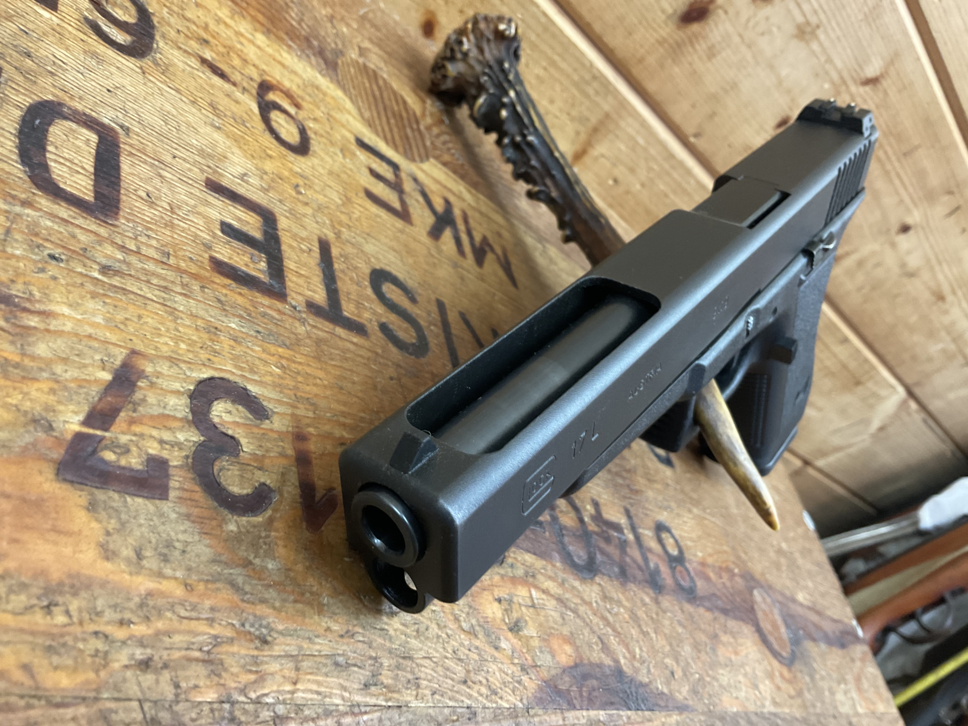 SLP Glock 17 Long, Kal. 9x19, mit 3 Magazinen, guter Zustand! – Bild 4