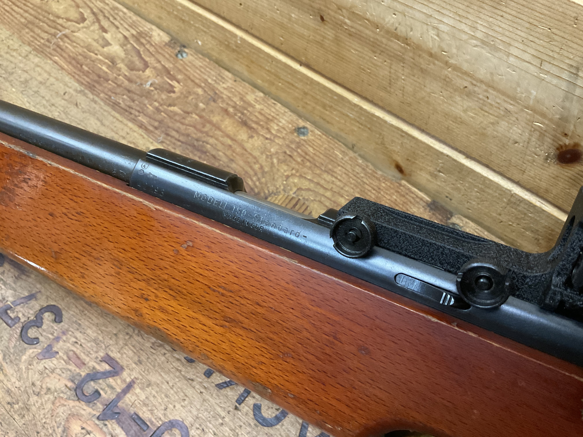 Einzellader Match Suhl Mod.150 Standard, Kal..22lfb, mit original Dioptervisierung – Bild 2