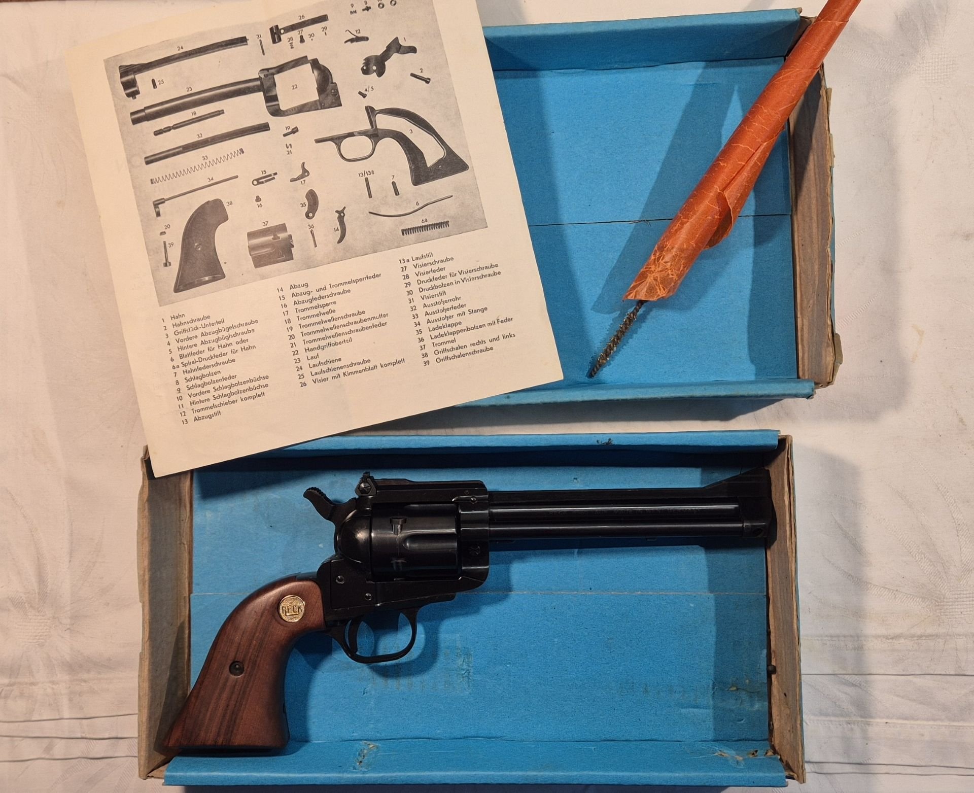 Sammlerstück: Reck Revolver 4mmRZ, originalverpackt – Bild 2