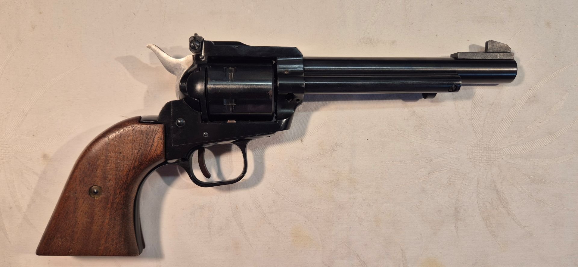 Sammlerstück: Melcher ME6 Revolver 6mm Flobert, originalverpackt – Bild 3