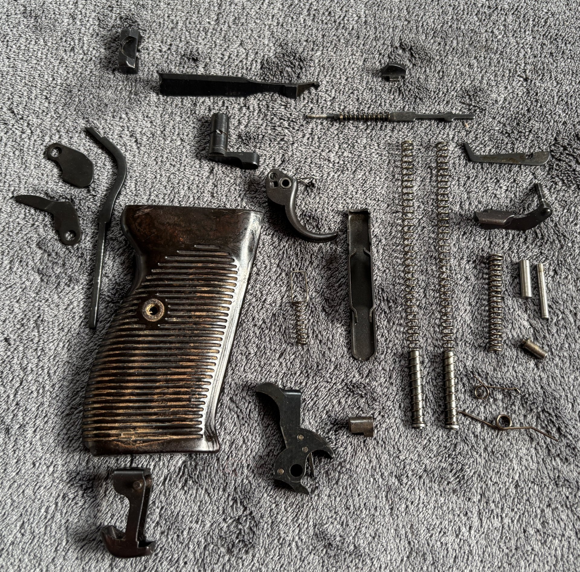 Freie Ersatzteile Walther P38 Zella Mehlis – Bild 1