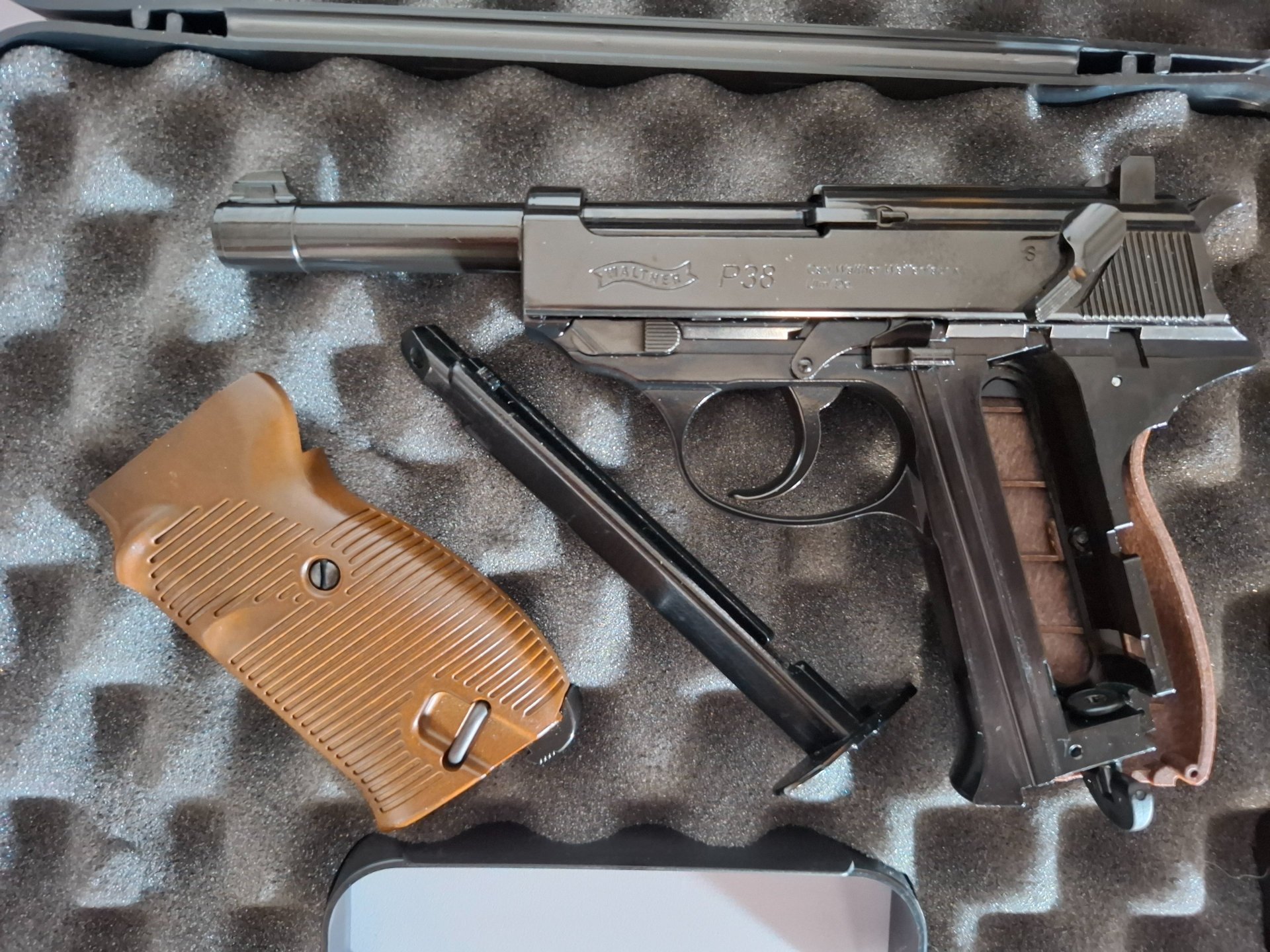 Walther P38 4,5mm BB inkl. Koffer – Bild 4