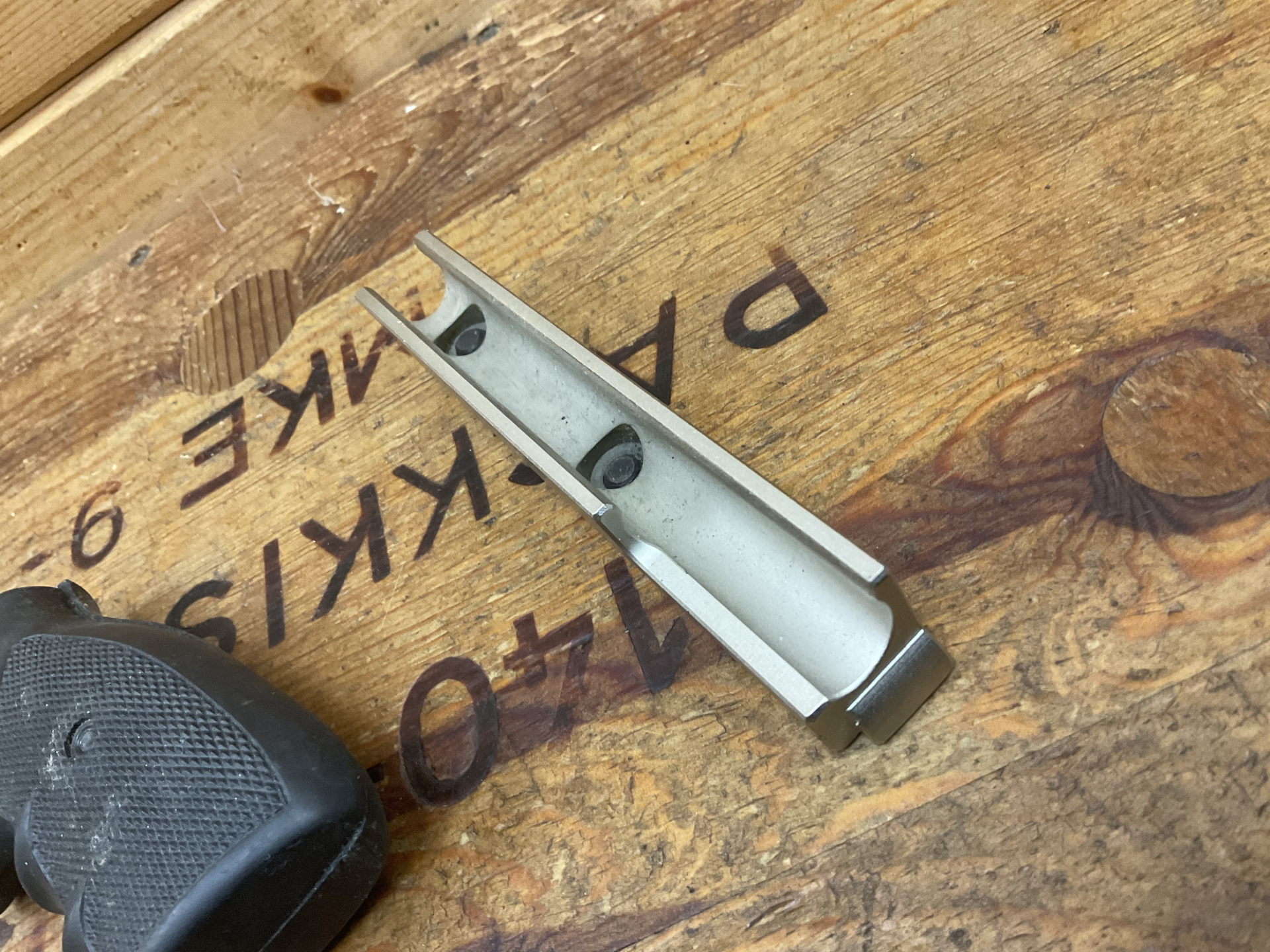 Laufgewicht für Revolver z.B. Smith&Wesson + Gummigriff – Bild 3