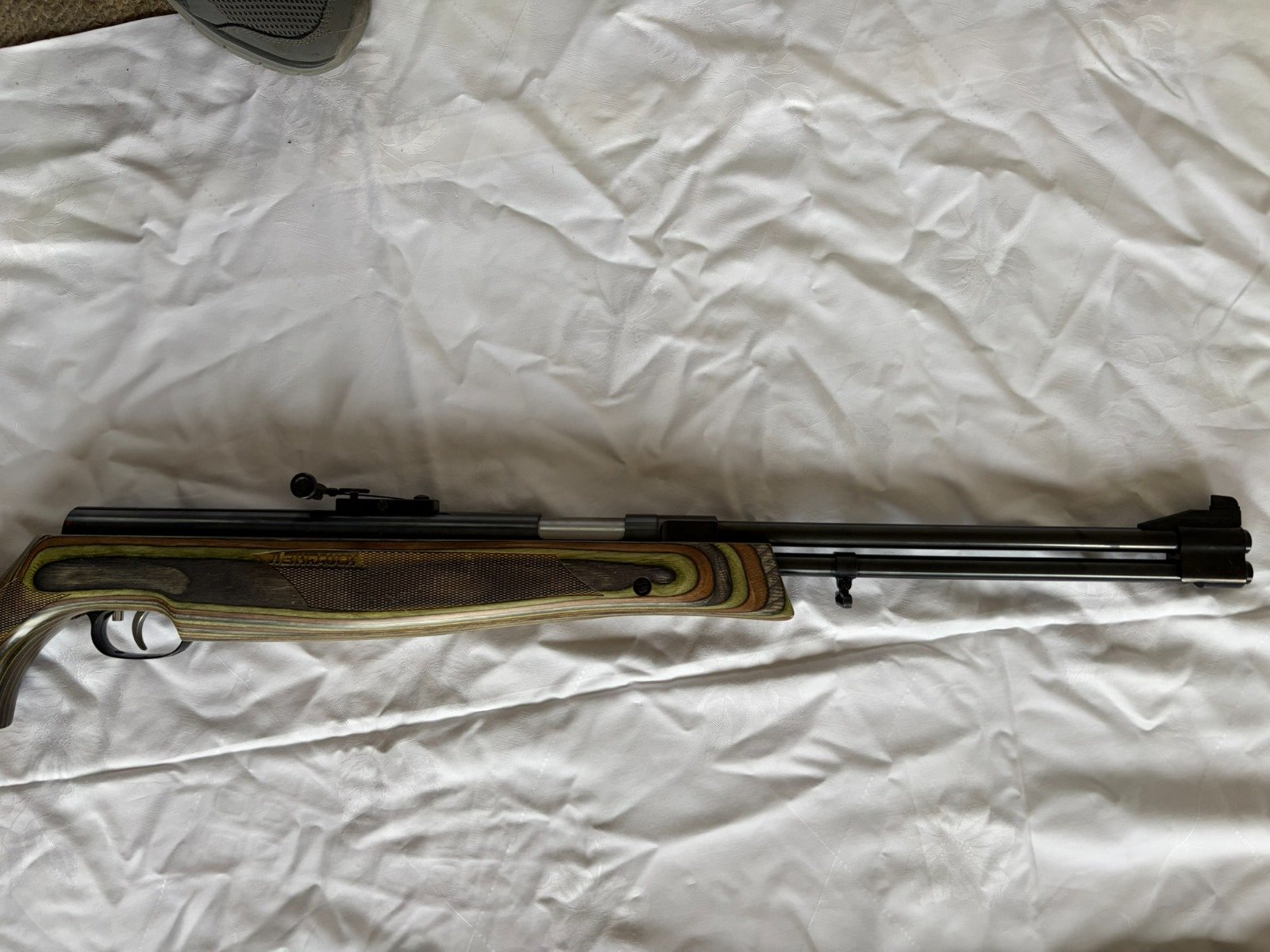 Weihrauch HW77K Cal.. 177´´/4,5 mm - Spezial Edition mit 3-farbigen Schichtholzschaft – Bild 5