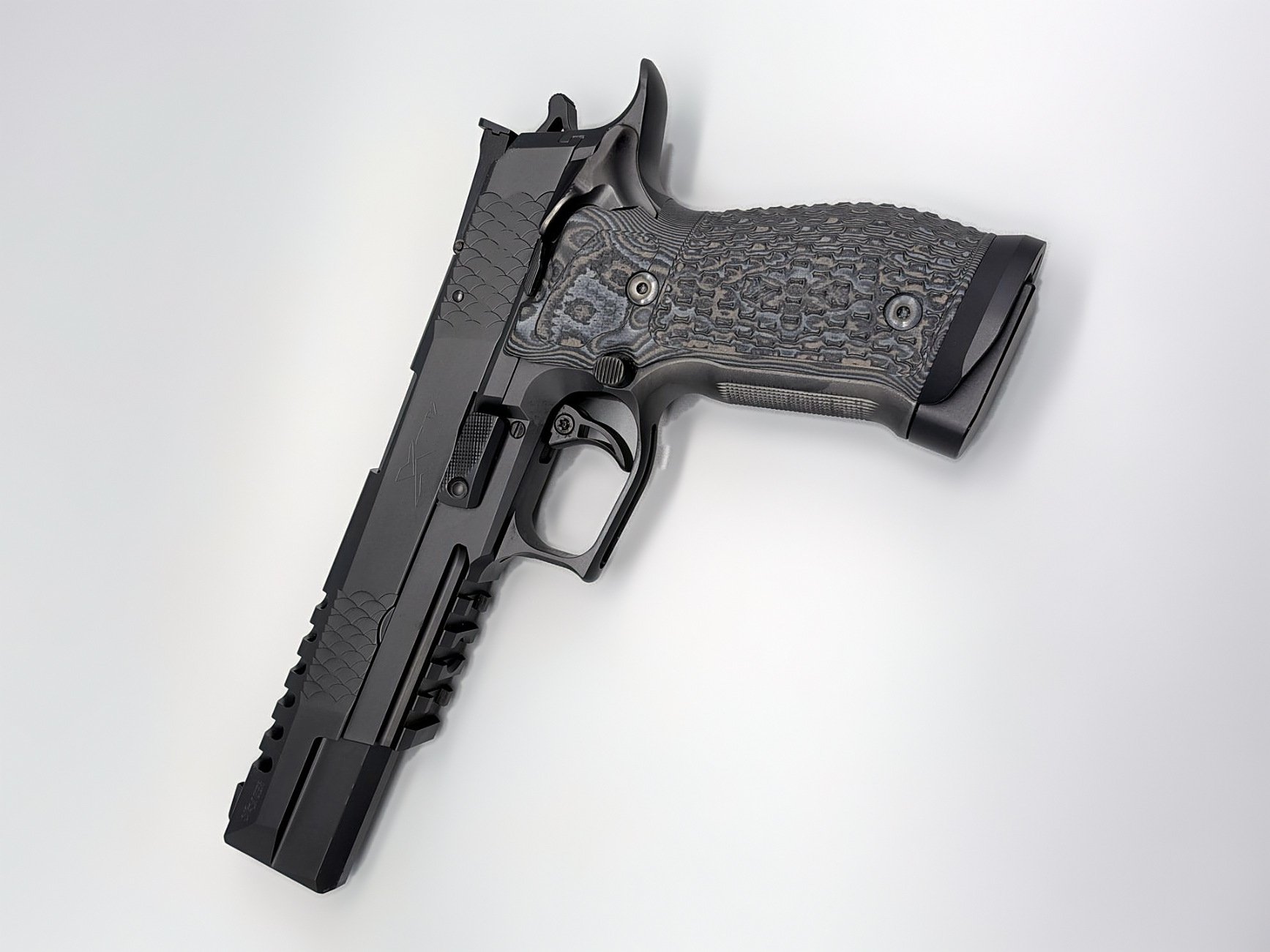 SIG Sauer P226 X-Six – Sondervariante "Club 30" in Schwarz | Eckernförder Manufaktur – Bild 1