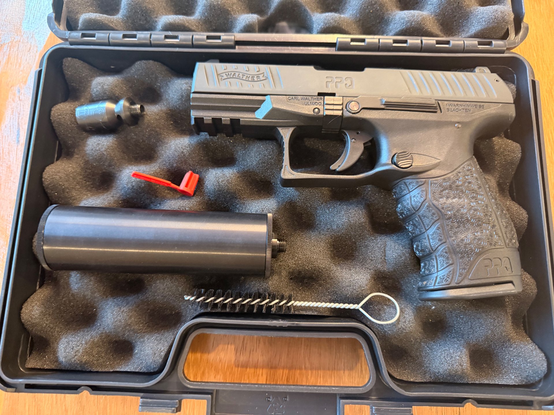Walther PPQ M2 Schreckschuss Pistole 9mm P.A.K. schwarz inkl. Schalldämpfer – Bild 1