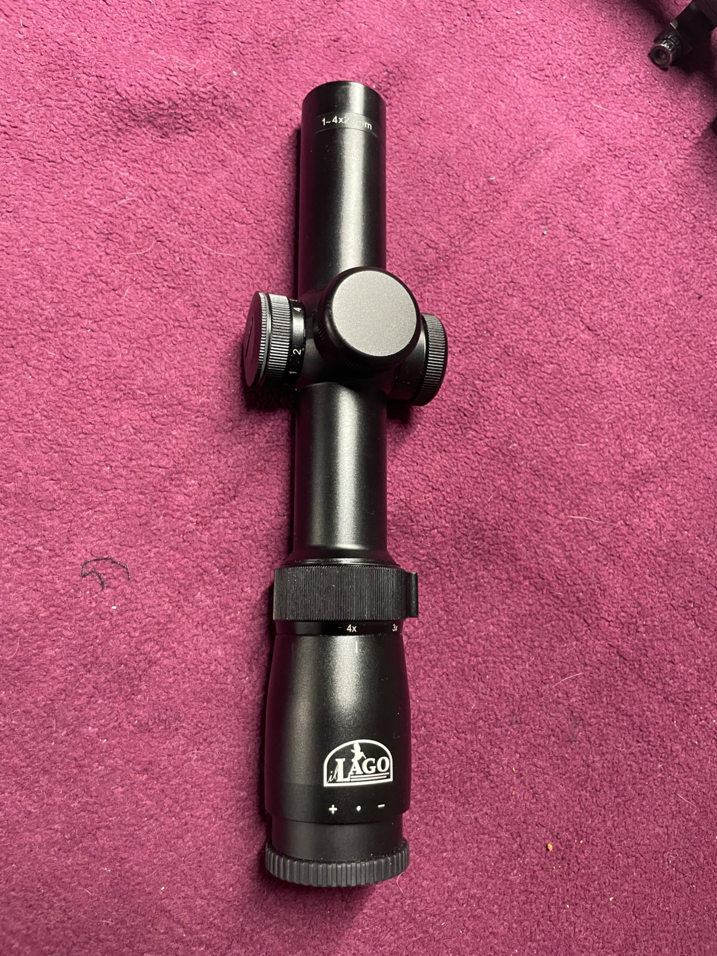 Drückjagdglas Lago 1-4x24 (Armbrust, kein Hawke Ddoptics Zeiss Steiner Meopta Professor etc.) – Bild 1