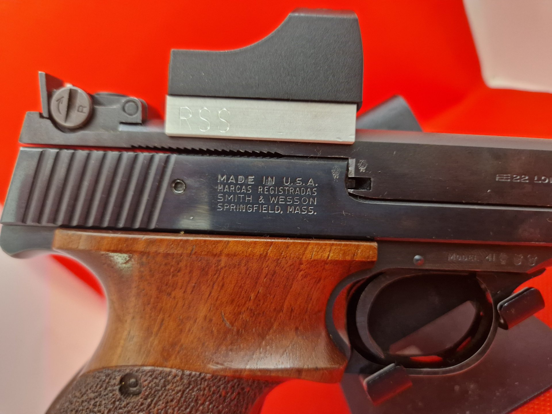 Smith & Wesson Model 41 (.22 lr) – Club 30 Büchsenmacher-Tuning – Docter Sight II+ – Nill Matchgriff – Bild 7