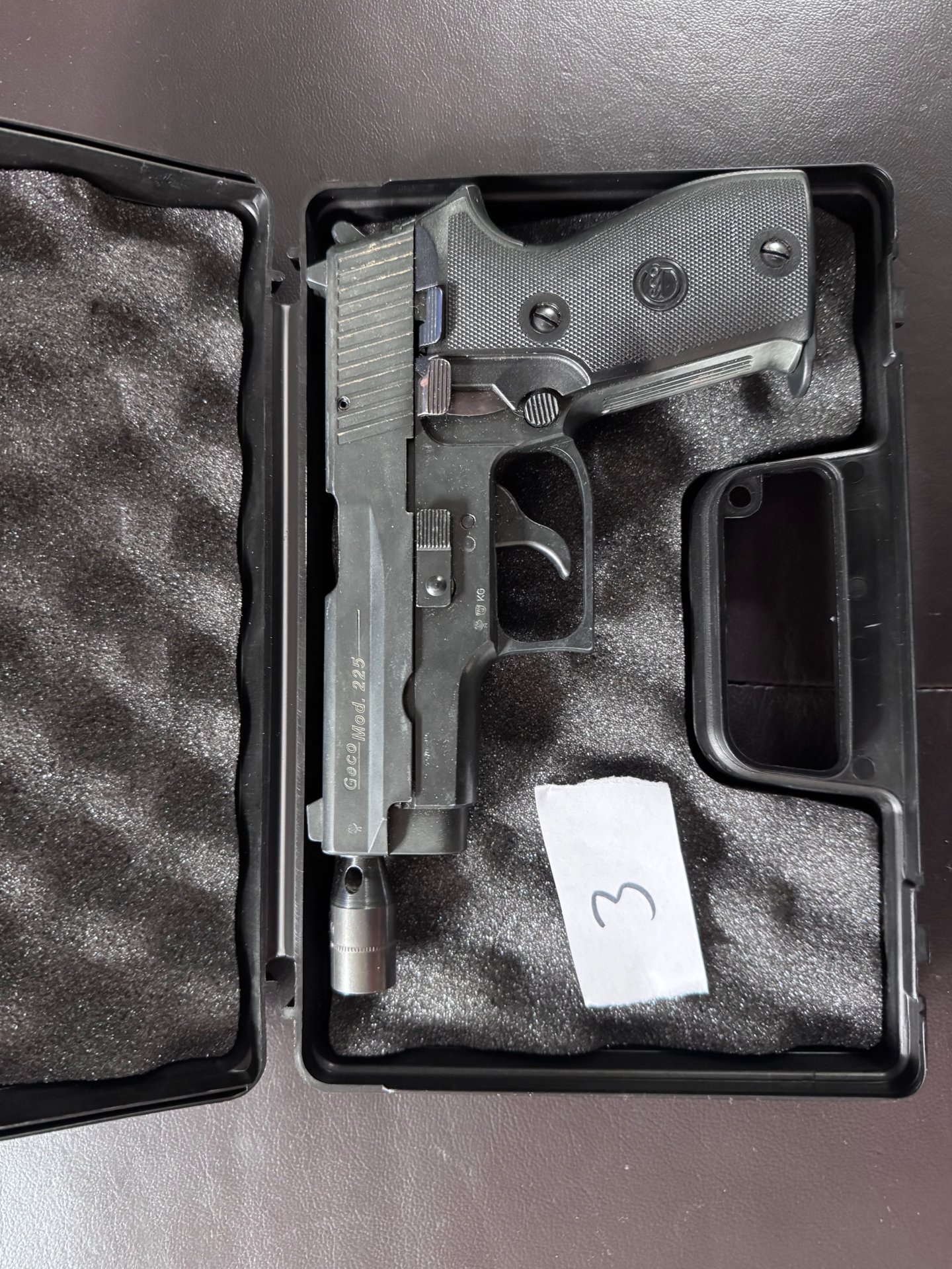 Geco P225 Schwarz von Dynamit Nobel 9mm pak Gaspistole – Bild 1