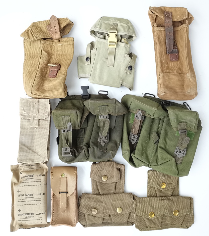 Diverse Magazintaschen, Lee Enfield, SA85, G3, GB, Italien, Norwegen, Frankreich, Kanada, etc. – Bild 1