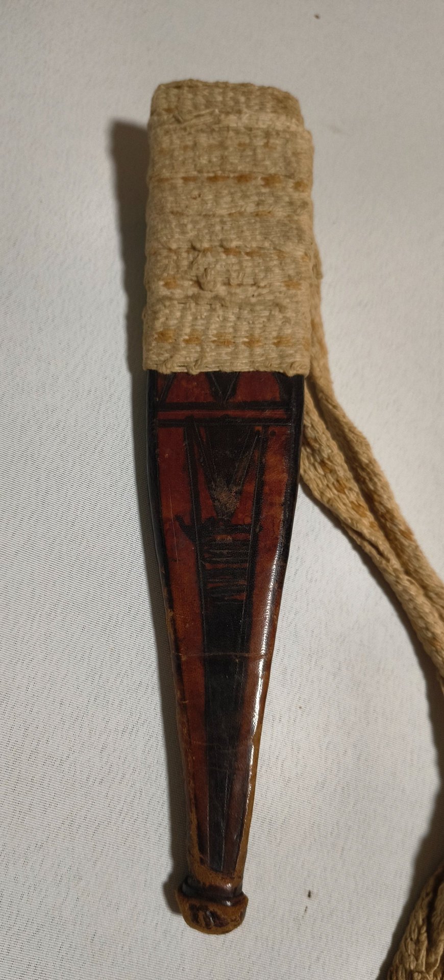 Alter afrikanischer Dolch Messer mit Lederscheide – Bild 4