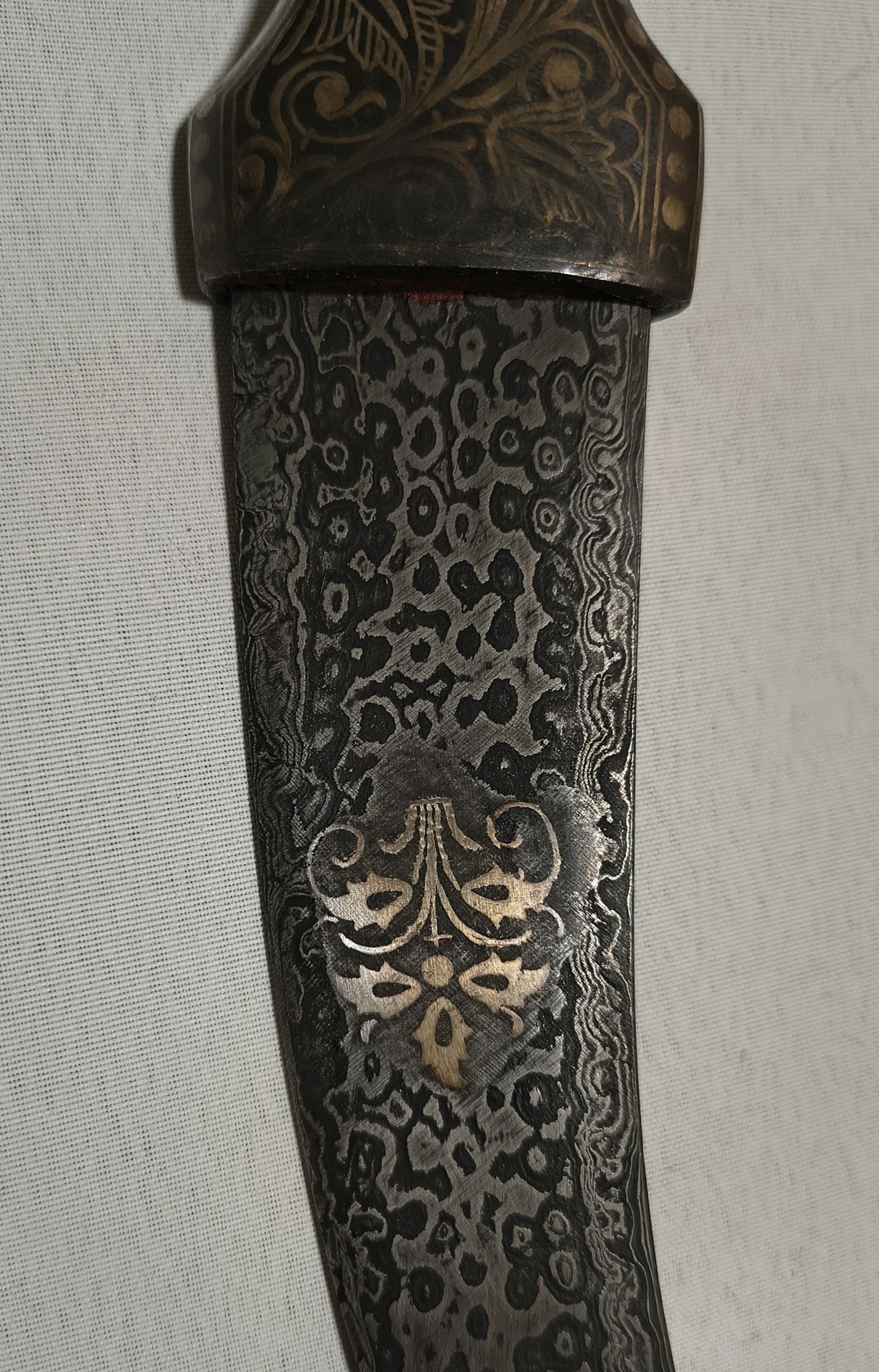 Antiker indischer Khanjar Dolch mit Scheide – Damast / Wootz Klinge Koftgari – Bild 2