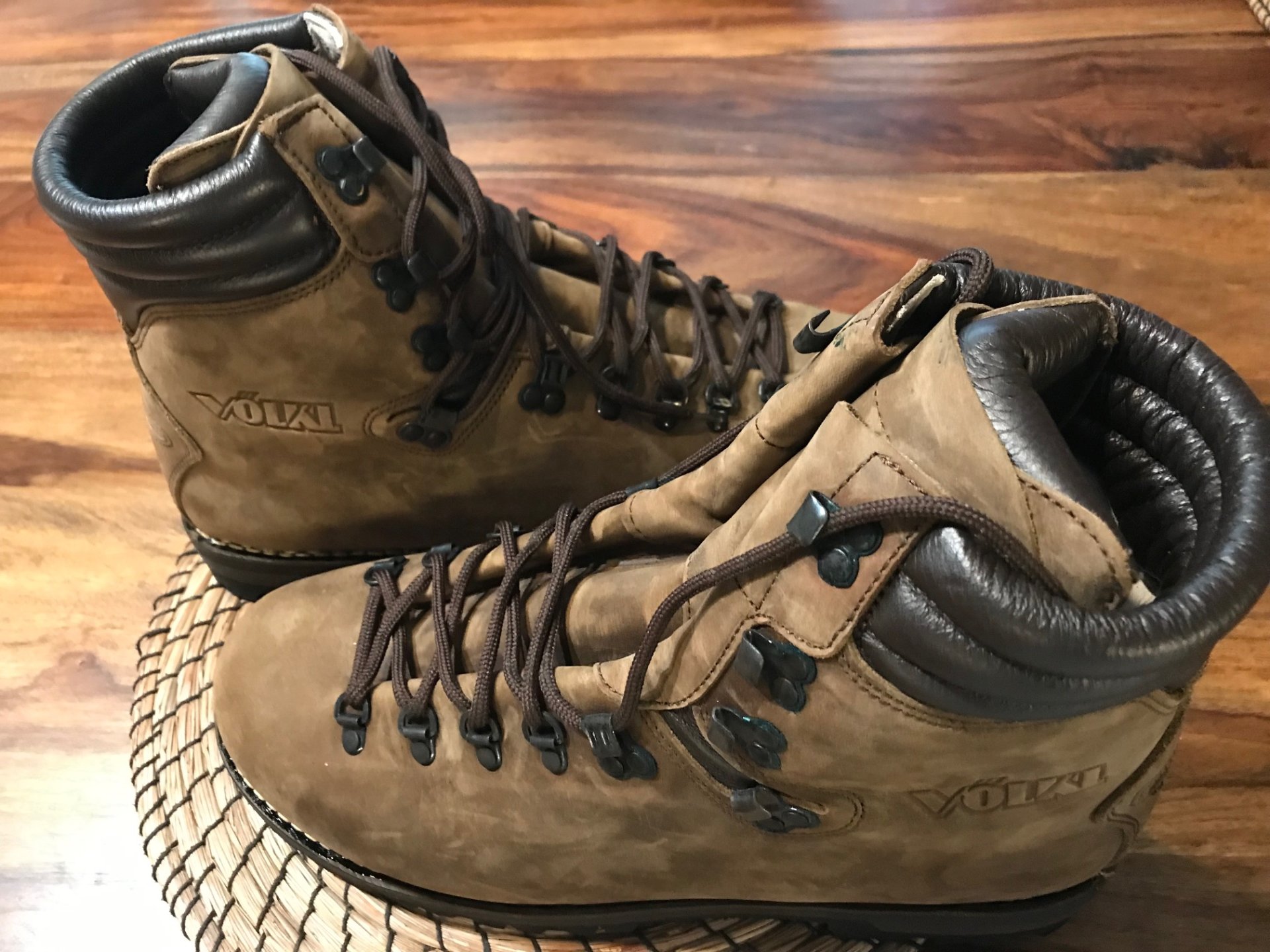 TOP Völkl Leder Jagdstiefel mit Vibram Sohle - NEUWARE – Bild 1