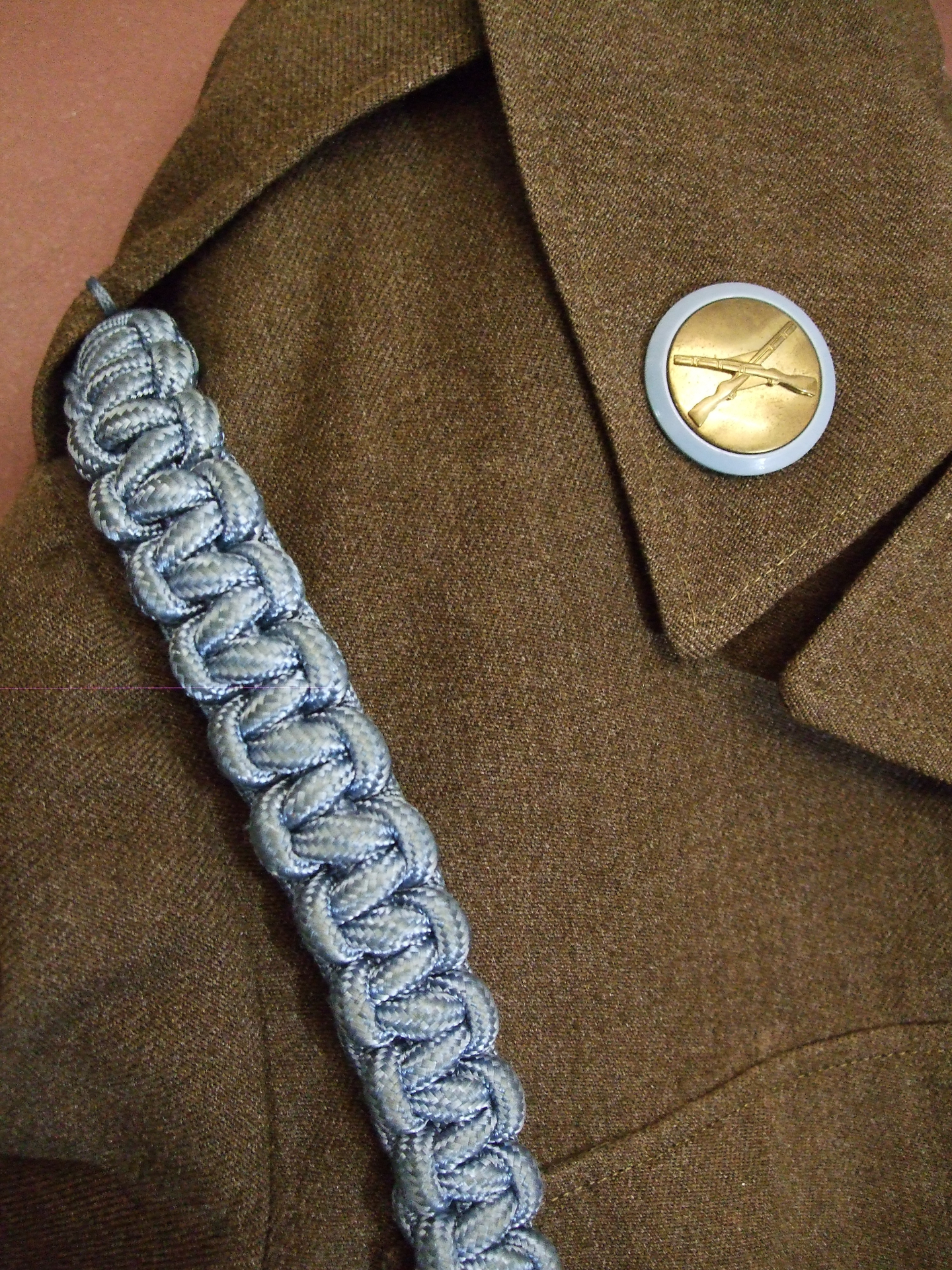 Kompletter Anzug US-Eisenhower Jacket (II. WK.), Feldhose Gürtel u. Mütze, (no. K 98) – Bild 3