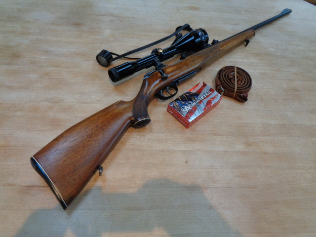 Repetierbüchse KRICO, Mod. 700, Kal. 243 Win., mit ZEISS 8x56 – Bild 1