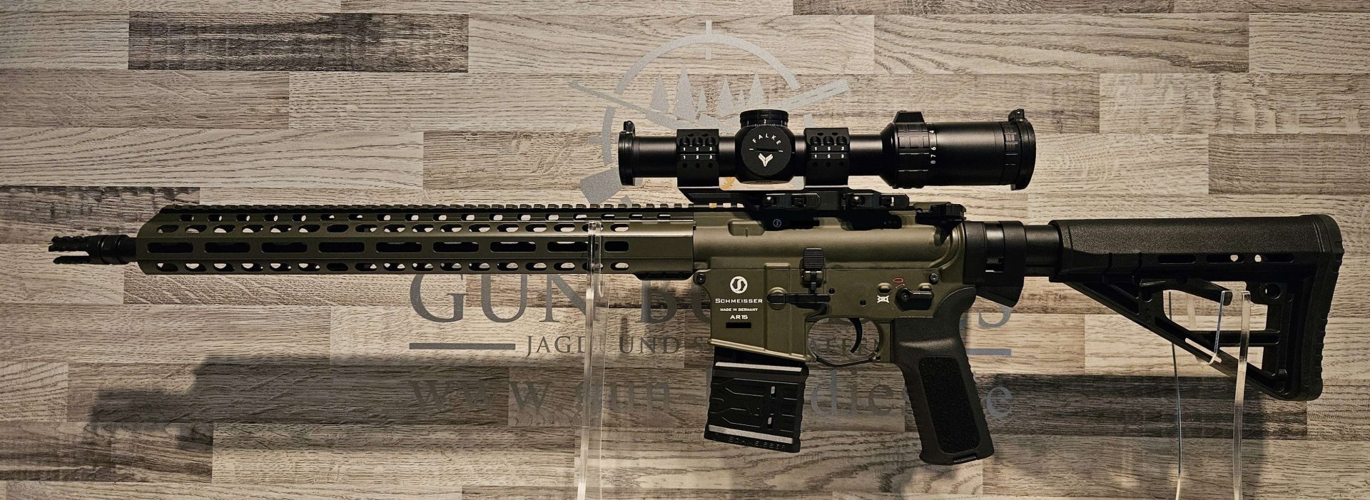 Neuware vom Fachhandel - Schmeisser AR15 M5FL OD Green 16,75" .223Rem montiert mit Falke 1-8x24 TAC – Bild 2