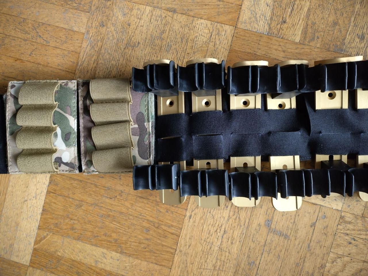 IPSC Flinte Schrotpatronengurt komplett – Tasmanian Tiger / Cobra / 8-Quad-Load-Caddies – Bild 3
