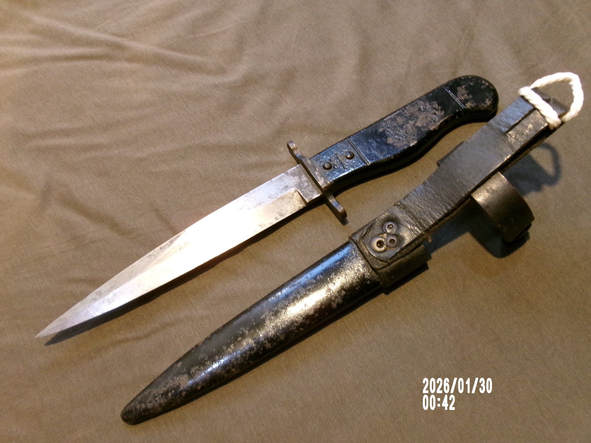 seltener Grabendolch, Kampfmesser 1 WK, Ganz Metall, Ges. Gesch – Bild 1