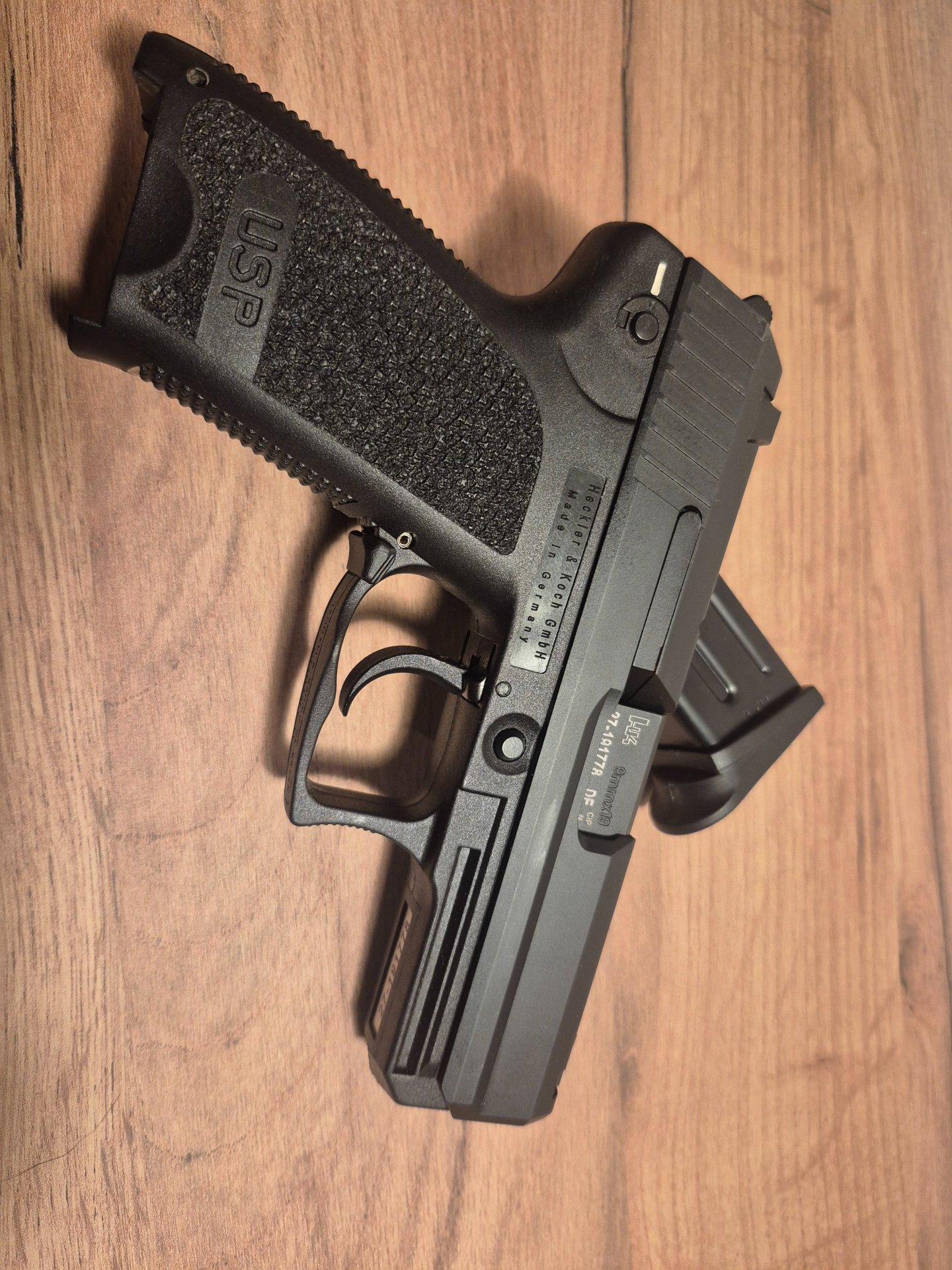 Heckler & Koch USP Compact 9mm Luger – Bild 3