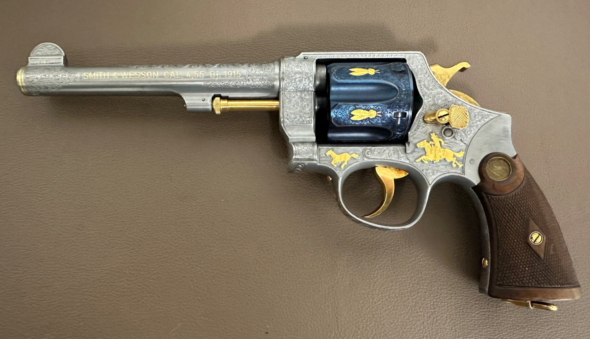 CUSTOMGRAVUR mit Goldeinlagen Revolver Smith & Wesson Hand Ejector Kal. 455 Webley MK II – Bild 1