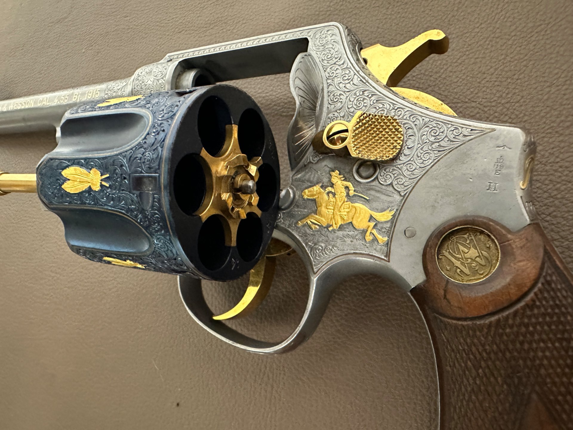 CUSTOMGRAVUR mit Goldeinlagen Revolver Smith & Wesson Hand Ejector Kal. 455 Webley MK II – Bild 6