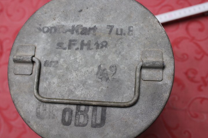 Wehrmacht Seltener Blechbehälter 7-8Ladung zur SFH 18. Originalstück.In Bestzustand. – Bild 2