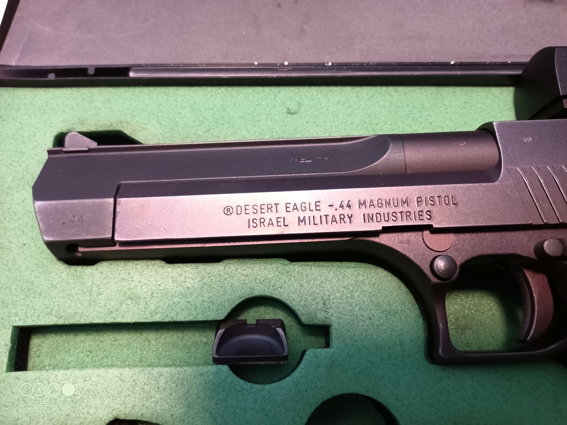 IMI Desert Eagle Mk I - .44 Magnum – Bild 2