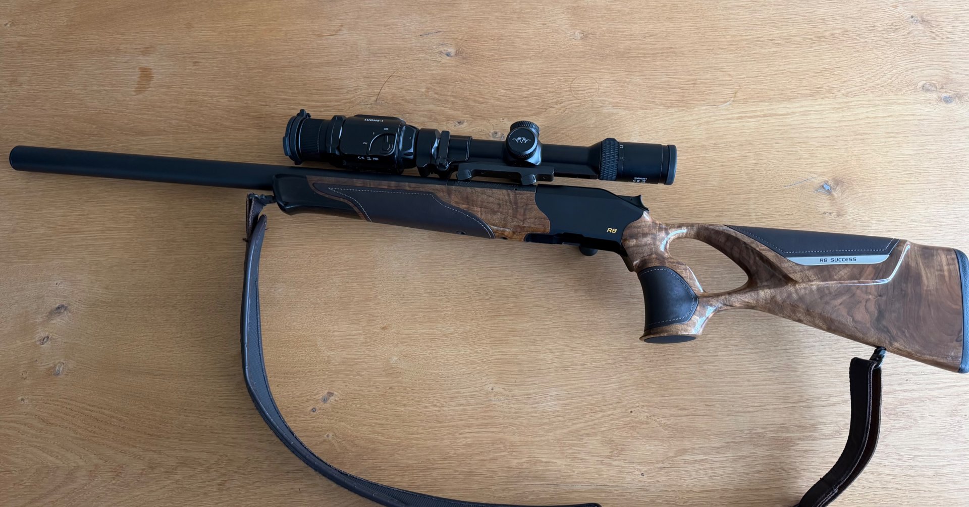 Blaser R8 Success Silence Leather Cal.308 Win – Bild 1