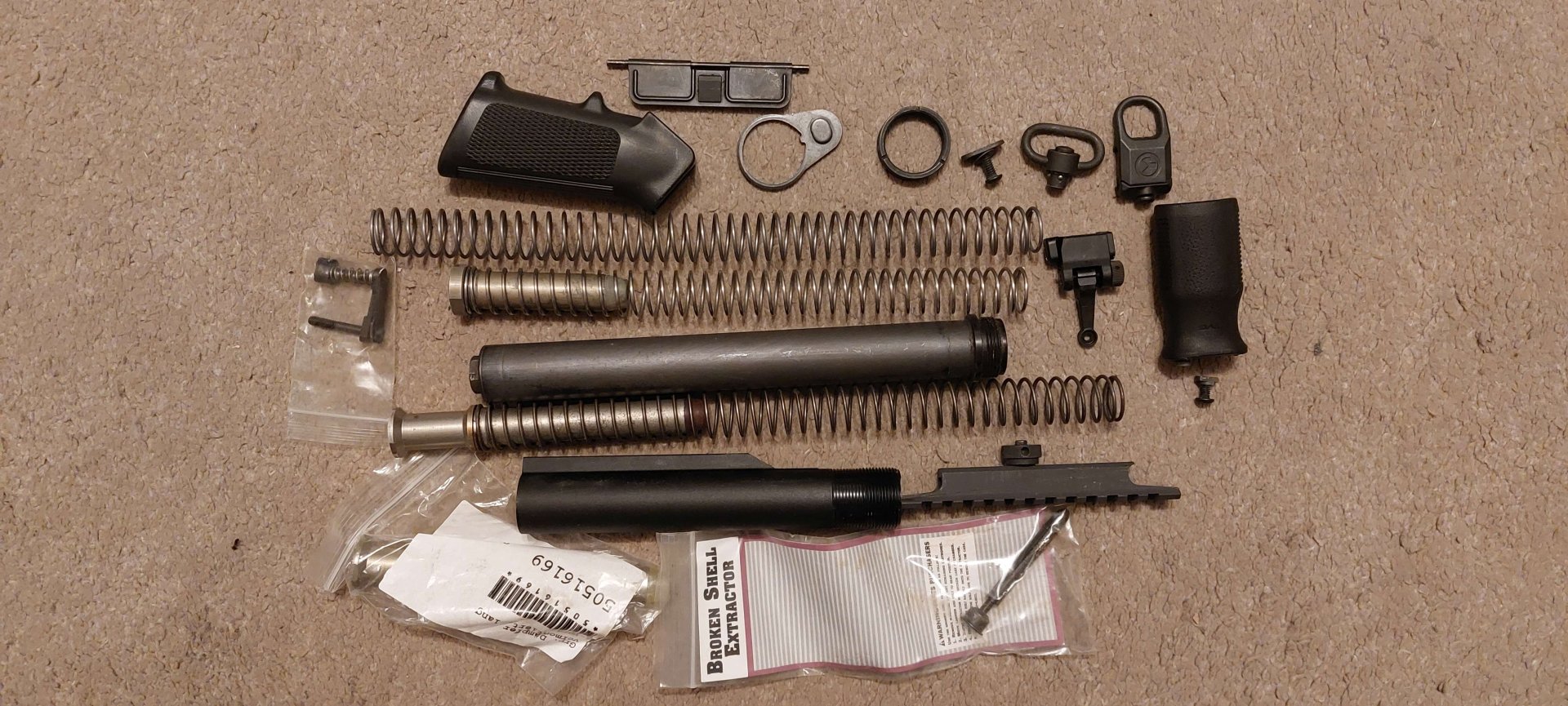 Windham Weaponry/BTS AR-15 Gesamtpaket mit viel Zubehör! – Bild 3