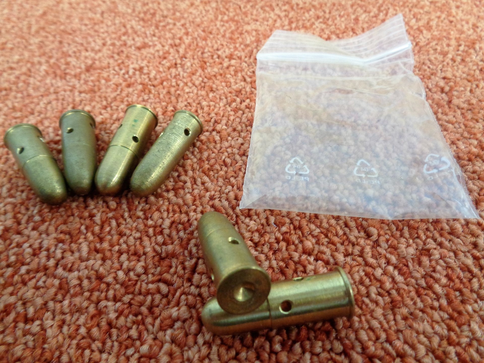 .38 S&W (nicht .38 SPL!) 6 St. Exerzierpatronen aus Vollmessing, unbenutzt, Top- Zustand – Bild 1