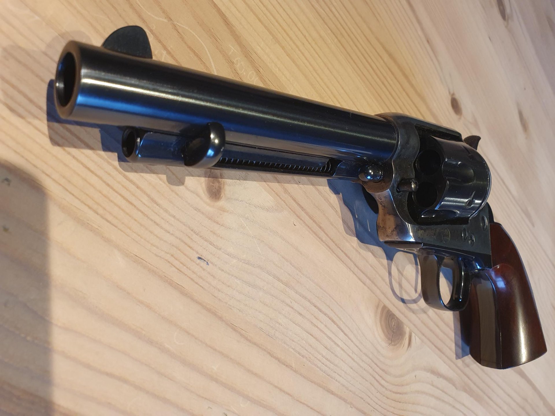 HEGE UBERTI Mod. Army Colt Peacemaker 1873 Cattleman Vollstahl annähernd fabrikneu! Sammlerstück – Bild 2