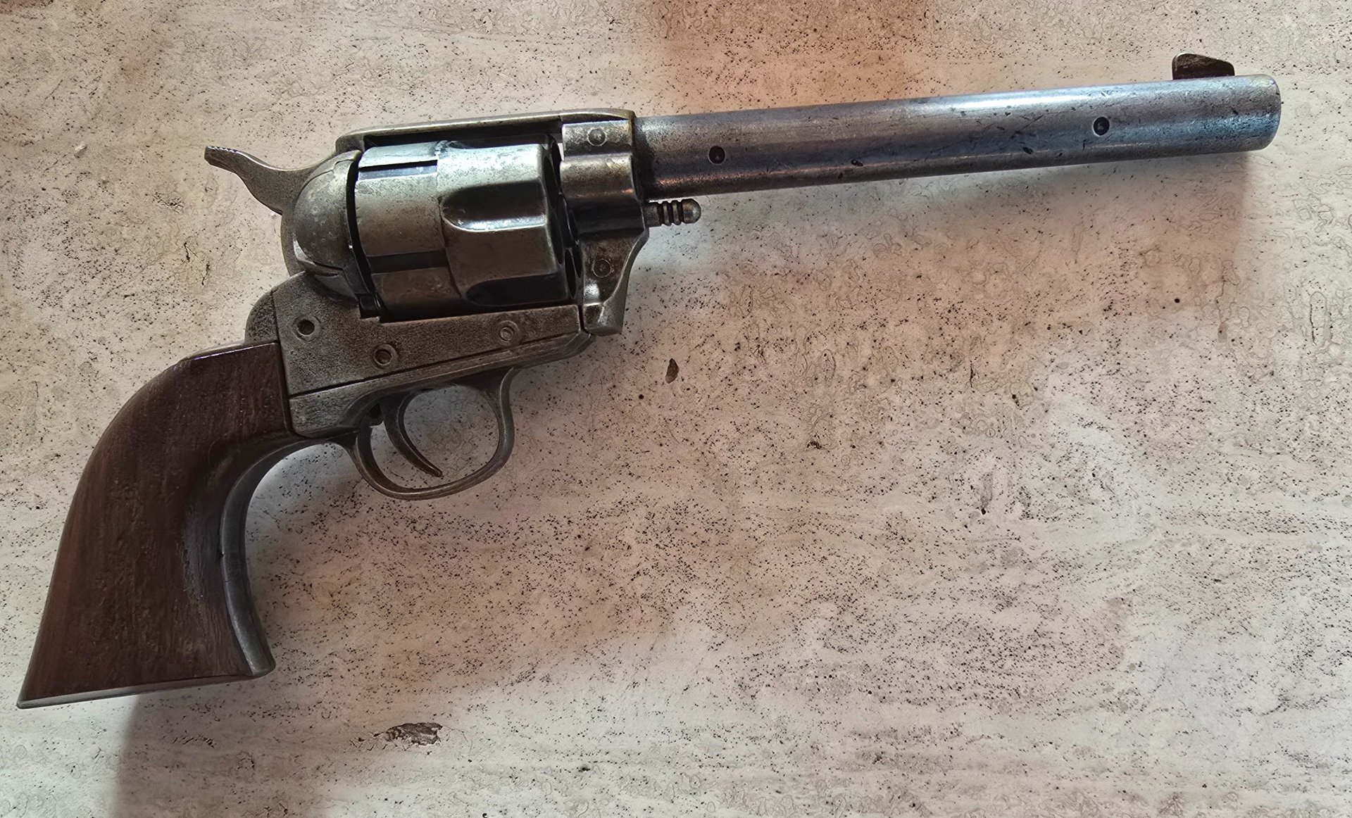 Deko-Revolver / "COLT Single Action Army. 45" / Replika – Bild 6