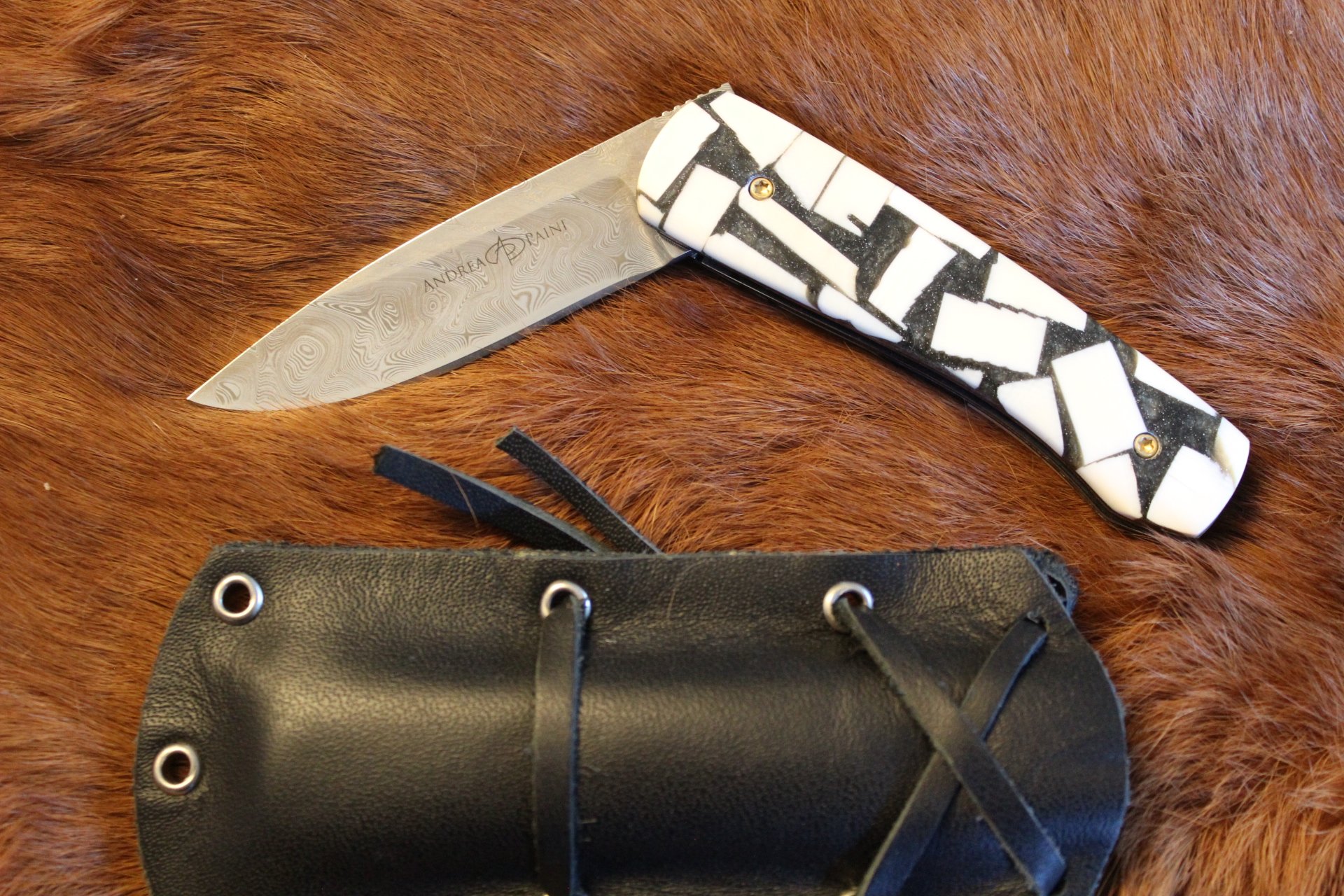 Handgefertigtes Damast Messer von Andrea Paini mit edlen Griffschalen – Bild 2