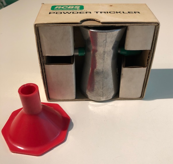 RCBS Powder Trickler (in OVP) & Lyman Pulvertrichter – Bild 2