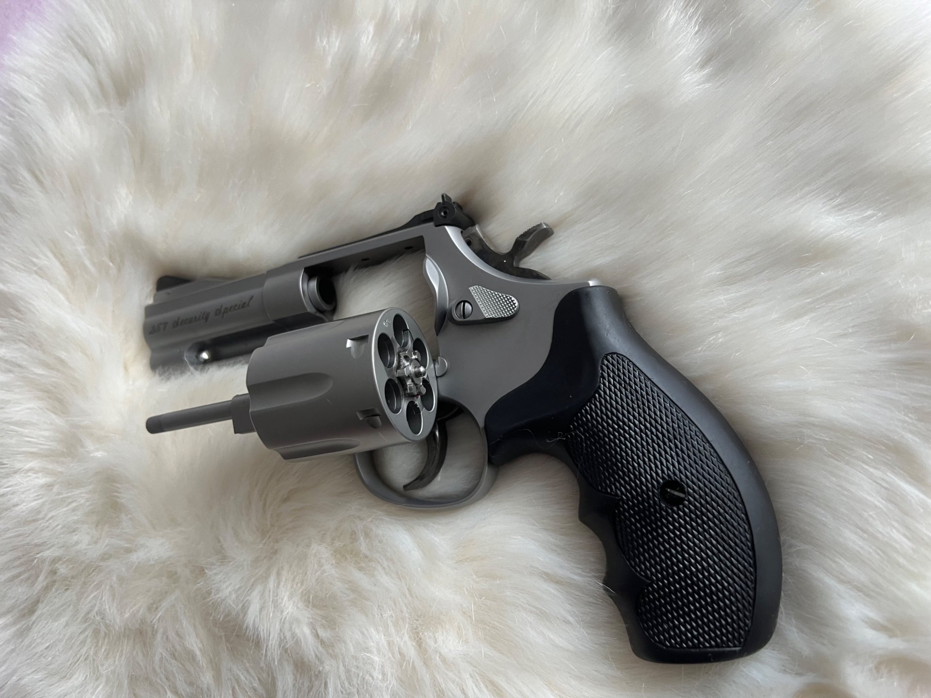 Smith & Wesson 686-4 Security Special .357 Magnum - 3 Zoll Revolver – Bild 5