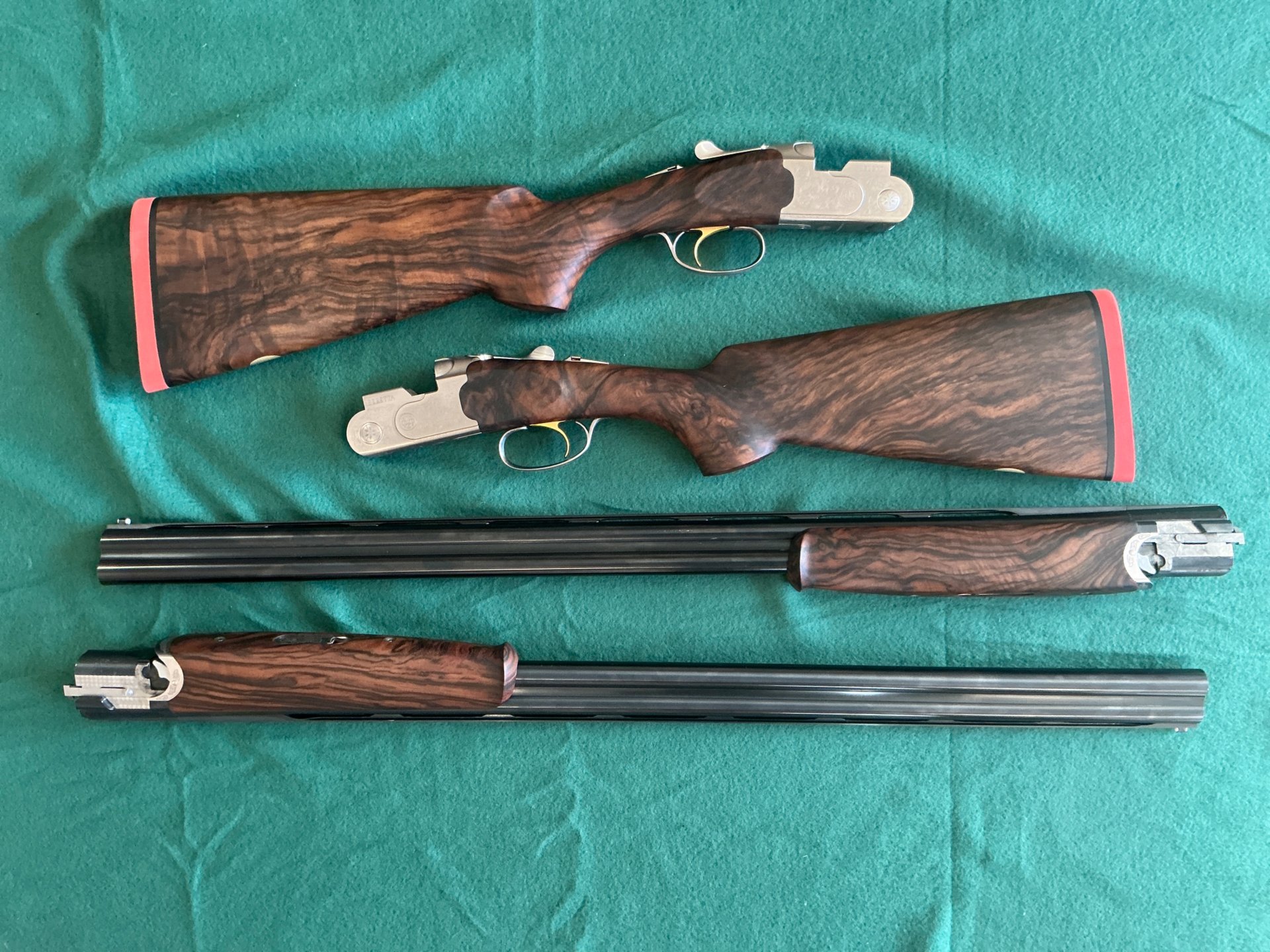Flintenpärchen / Schwesternflinten Beretta Kal 20/76 – Bild 1