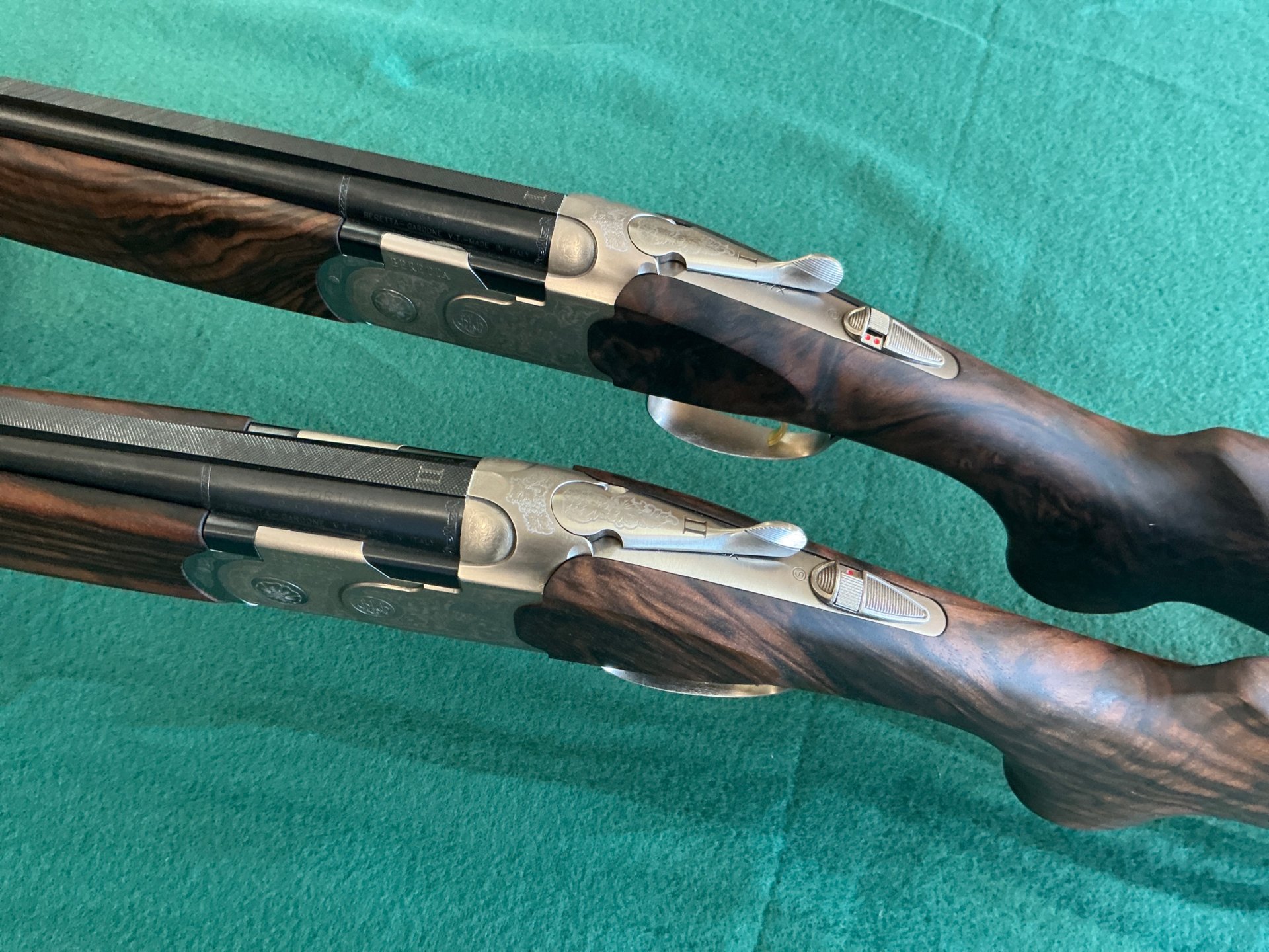 Flintenpärchen / Schwesternflinten Beretta Kal 20/76 – Bild 2