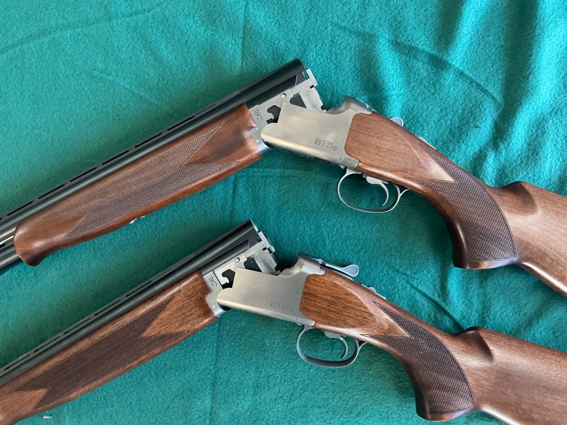 Flintenpärchen / Schwesternflinten Browning Kal. 12/76 – Bild 2