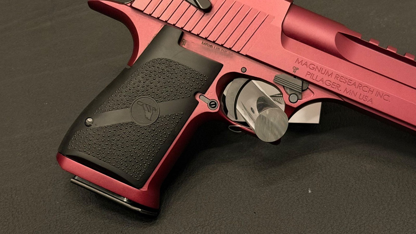 Magnum Research Desert Eagle Mark XIX .50 AE | 6" | Black Cherry Cerakote | DE50BKC | NEU | Pistole – Bild 5