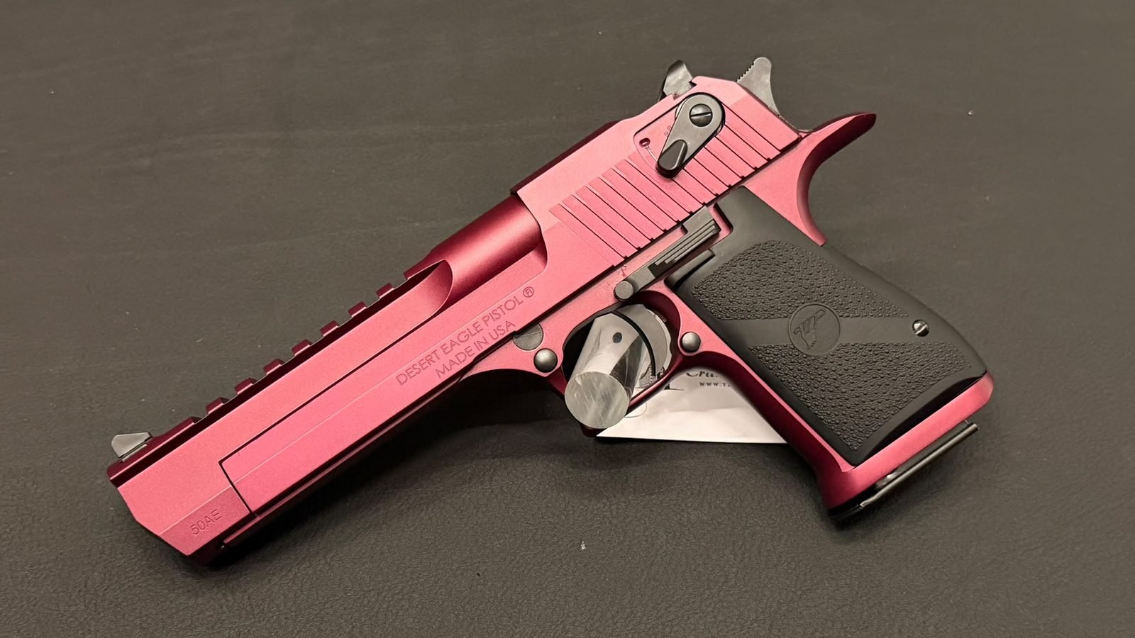 Magnum Research Desert Eagle Mark XIX .50 AE | 6" | Black Cherry Cerakote | DE50BKC | NEU | Pistole – Bild 1