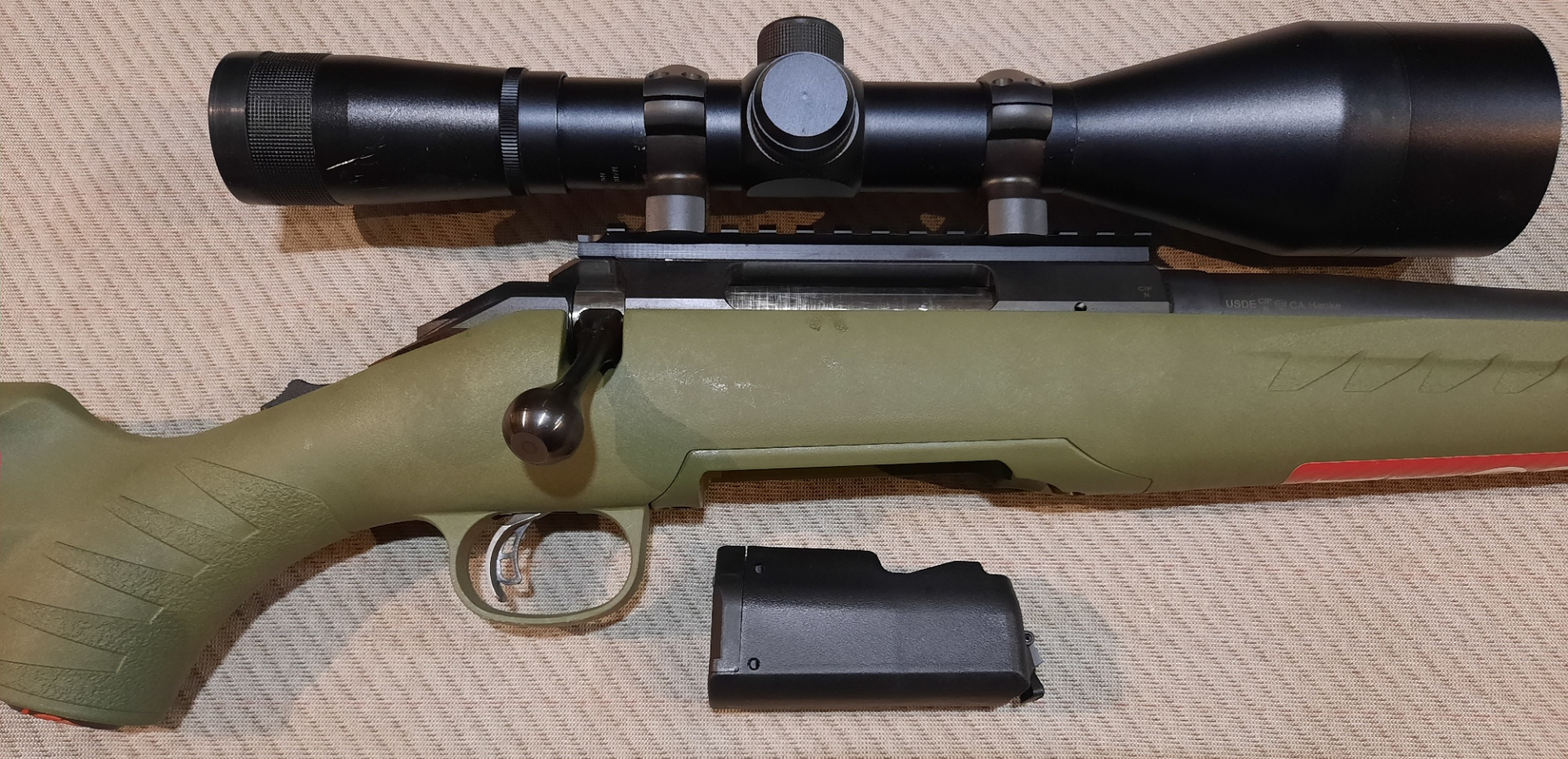 Repetierbüchse Ruger American incl. Zielfernrohr – Bild 5